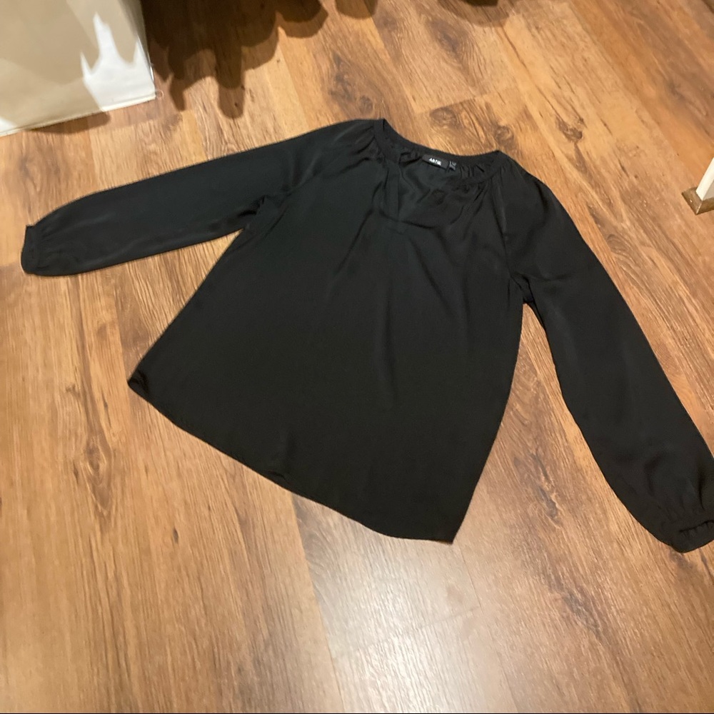 Apt 9 long sleeve black blouse size medium